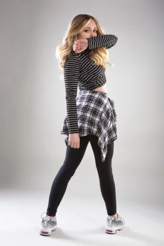 Séance studio photo Solo Classique Adulte - 199 - Photo Profil Shoot Media Toulouse
