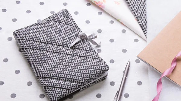 ✂️✂️Pochette de livre doublée & molletonnée
